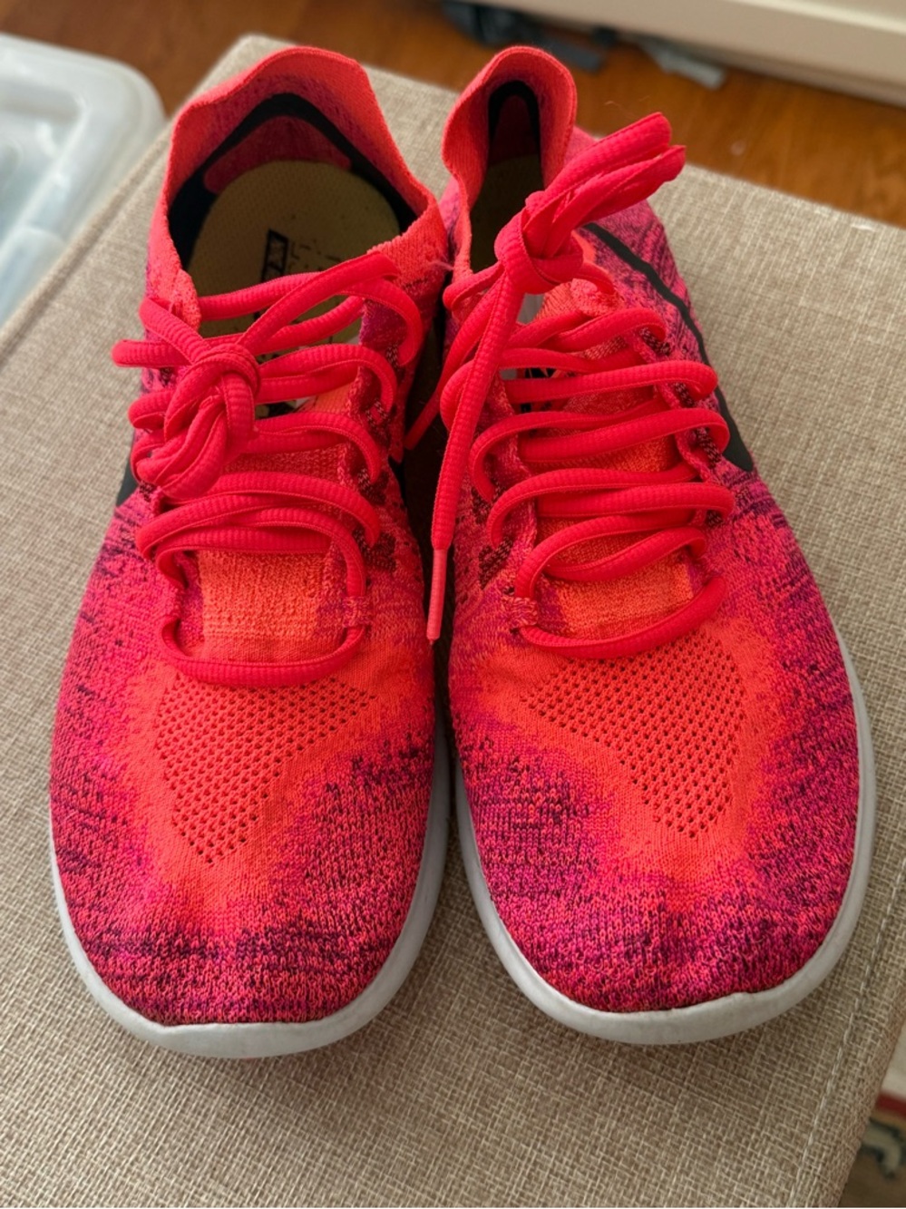 Nike Free Bright Coral ombré sneakers sz 8